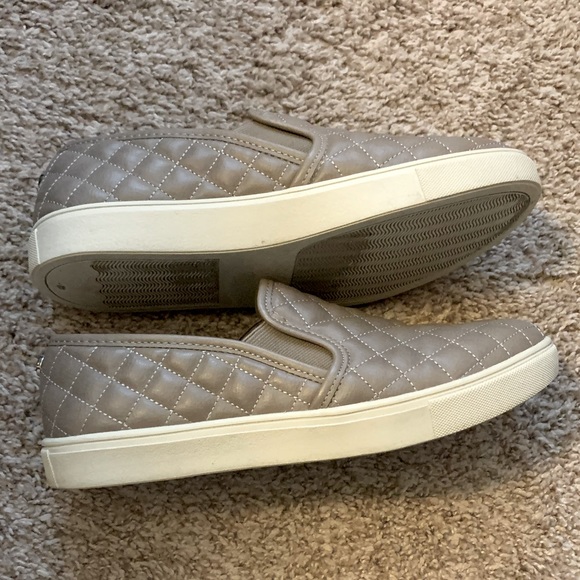 Steve Madden Pewter Slip-ons - Picture 3 of 6